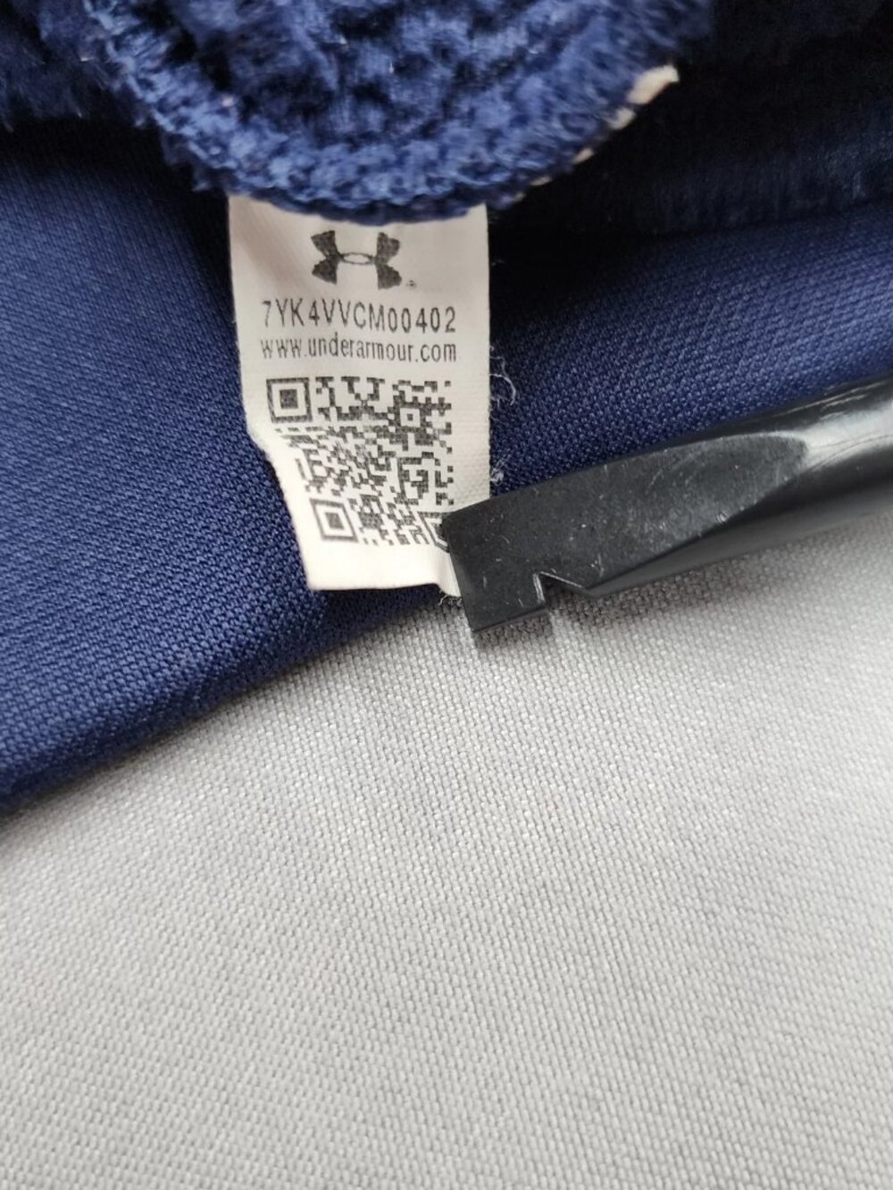 Under Armour Hoodie Mens 3XL Navy Blue Fleece Pullover Sweatshirt Logo - Picture 4 of 11